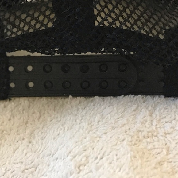 Cobra Eagle Youth Adjustable Black Mesh SnapBack Trucker Cap - Picture 8 of 13